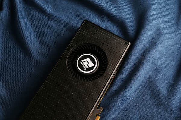 NVIDIA GTX Titan Xp和AMD VEGA 64挖矿哪个好？